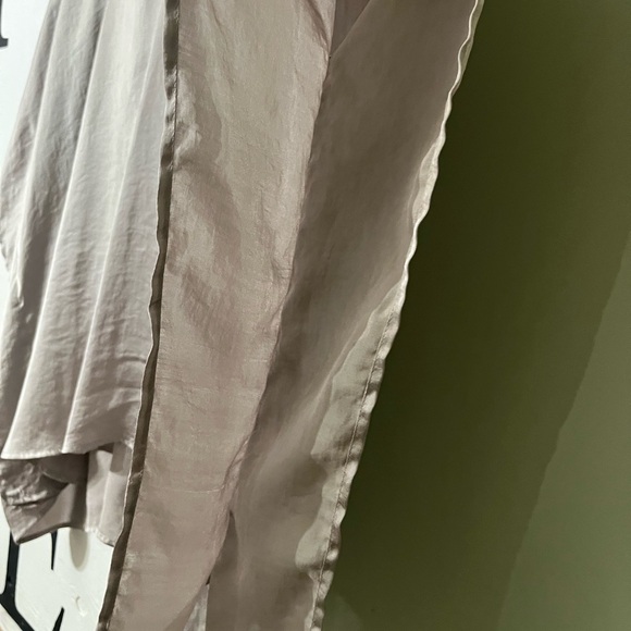 Show Me Your MuMu Taupe V-Neck Tunic - Picture 7 of 10